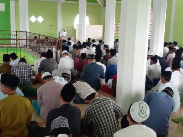 Perkokoh Aqidah, KH. Abd. Wasik Hamzah Tanamkan Pendidikan Aswaja Kepada Semua Santri