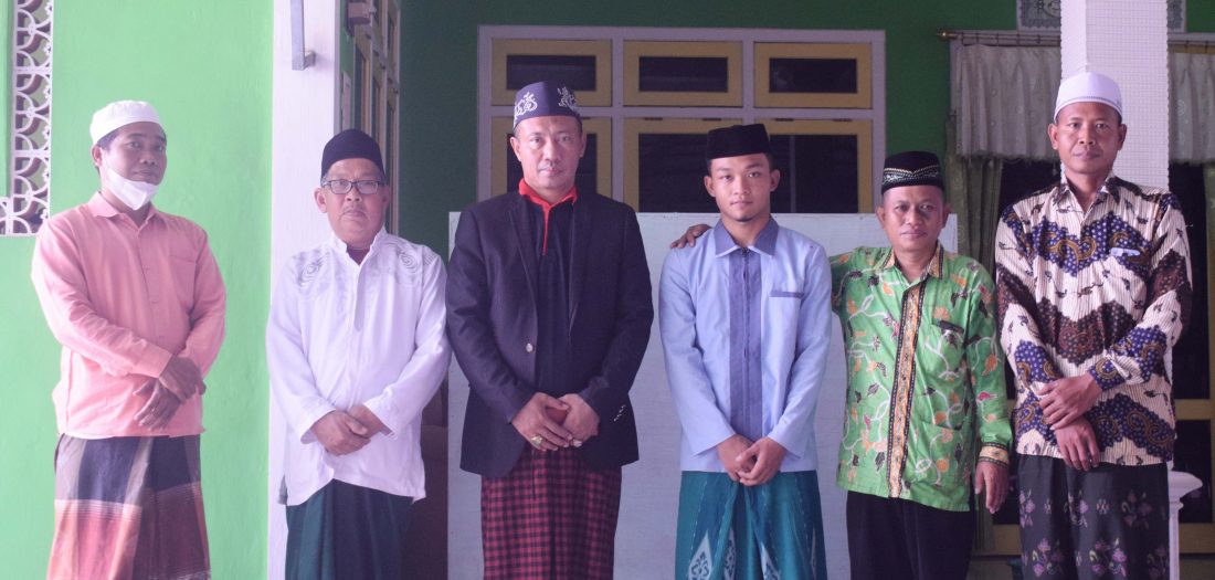 Upaya Menyebarkan Syariat Islam di Nusantara, Pondok Pesantren Taman Sari Berangkatkan Guru Bantu ke Luar Pulau Jawa